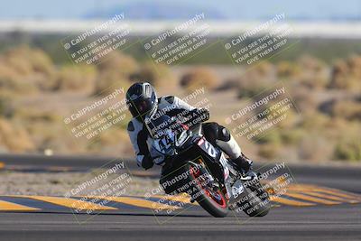 media/Nov-06-2023-Moto Forza (Mon) [[ce023d0744]]/3-Intermediate Group/Session 5 (Turn 4)/